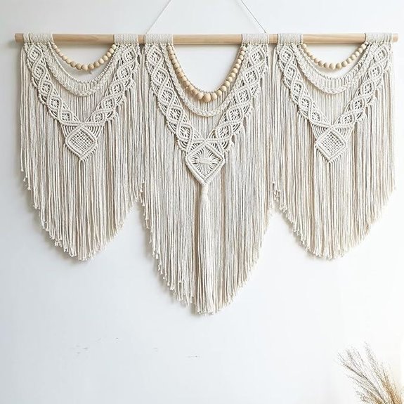 Guzhiou Large Macrame Wall Hanging with Beads